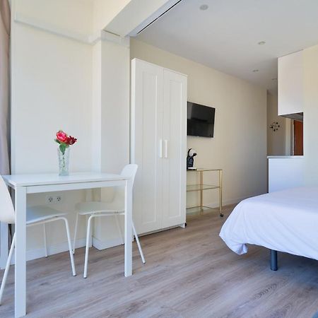 Malaguetabeach Apartment Малага Екстериор снимка